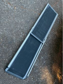 Telescoping pet ramp
