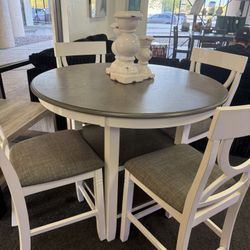 Farmhouse Dining Table Set With 4 Chairs