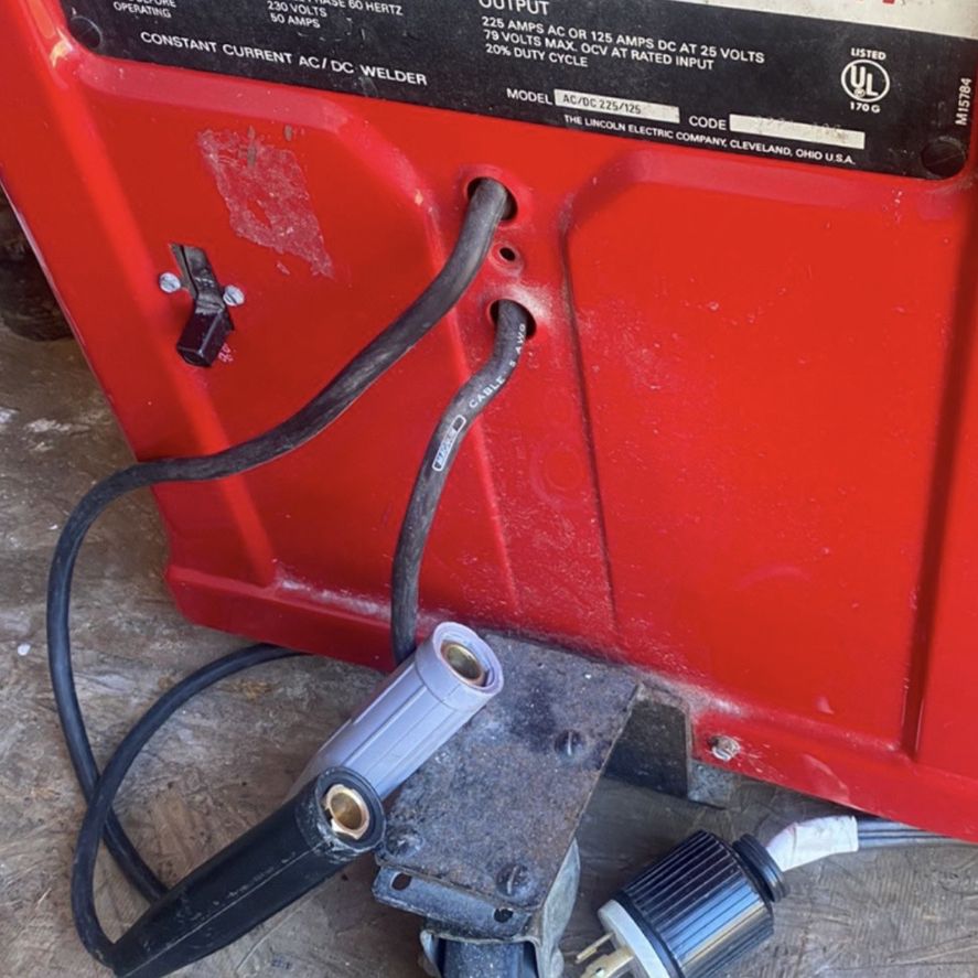 Lincoln Electric Welding Machine
