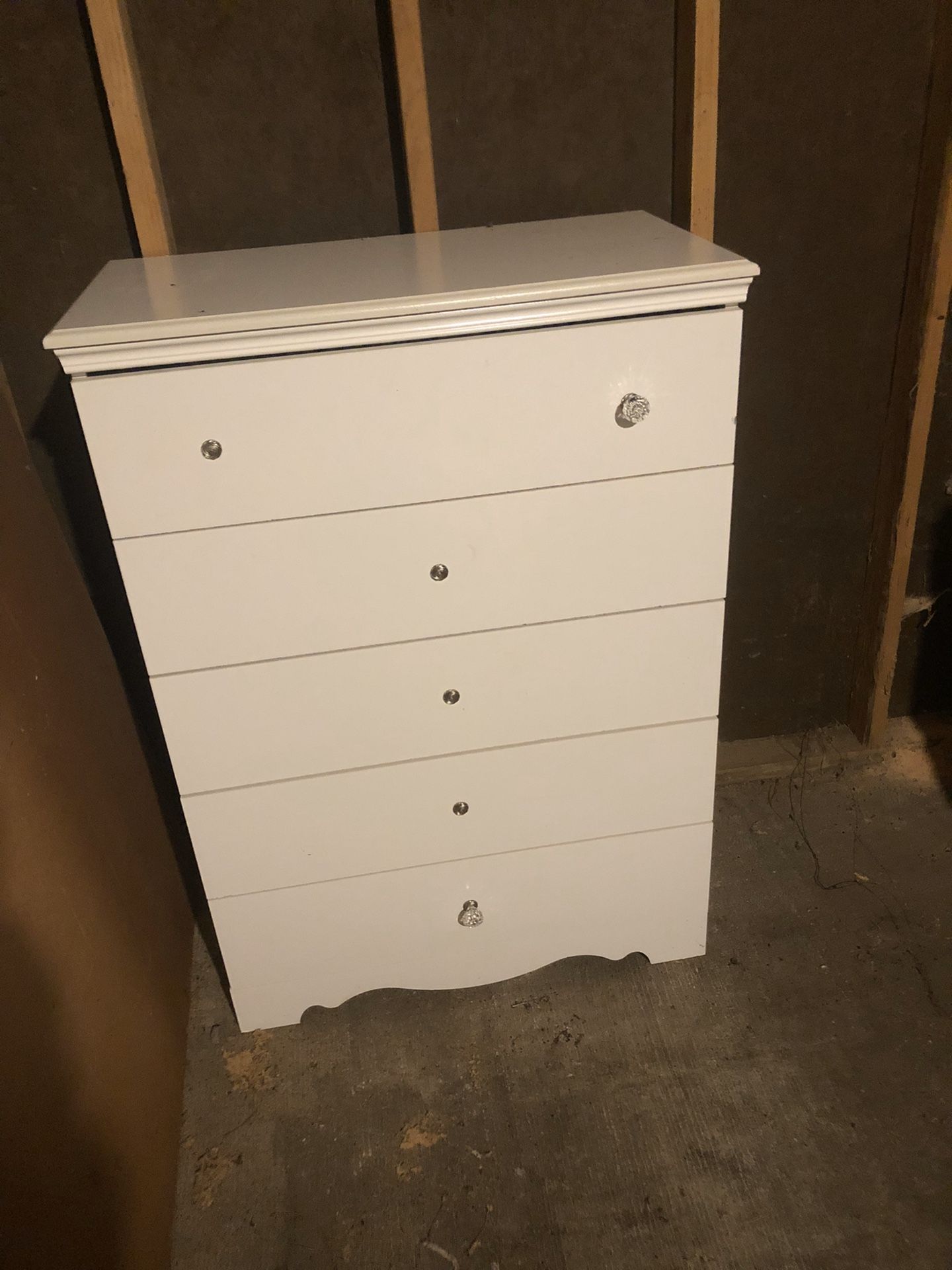 Used white dresser for Sale in Lakewood, WA OfferUp