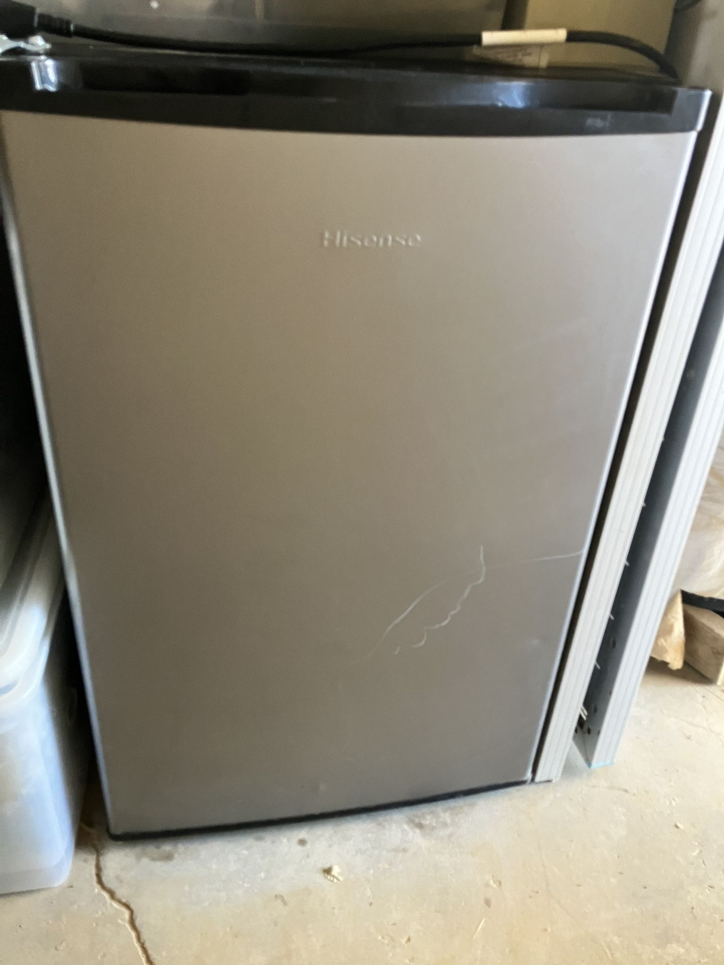 Hisense Mini Fridge