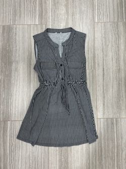 Sleeveless Striped top