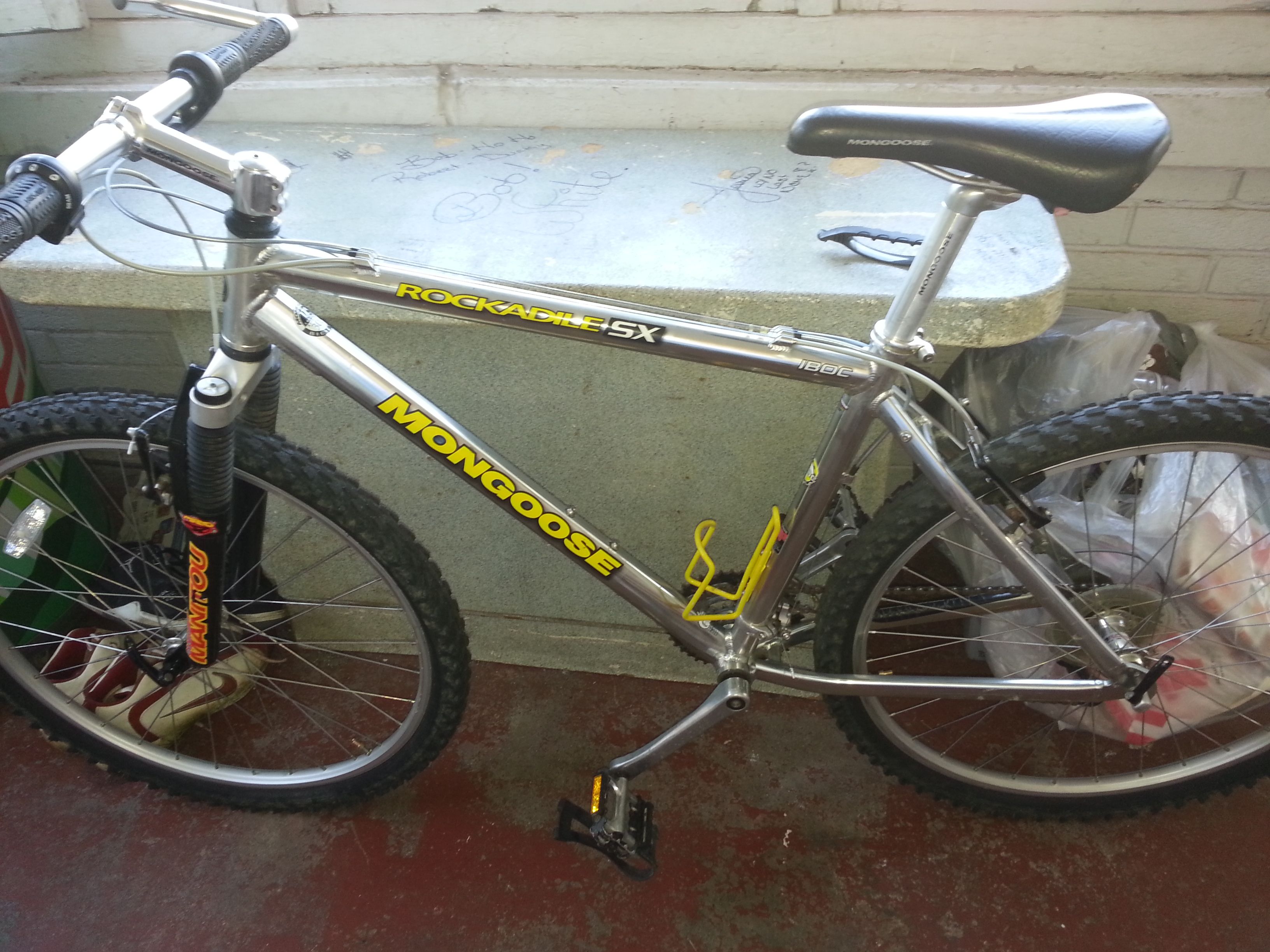 Mongoose マングースRockadile MTBフレーム15.5 サス付き 値下げ