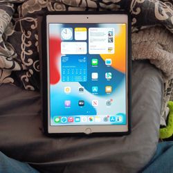 Ipad Air 3 128 GB for Sale in Watsonville, CA - OfferUp