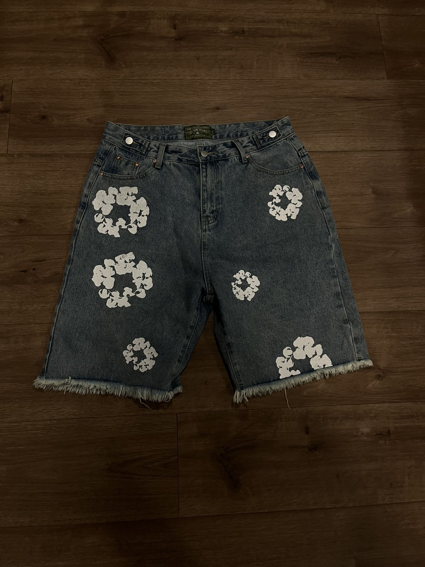 denim tear shorts size xl fit 34-36