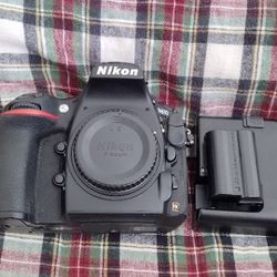 Nikon D810 Full Frame FX Format  with 3 lenses bundle package New 

