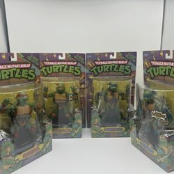 Teenage Mutant Ninja Turtle (TMNT) Nickelodeon Playmates Classic Collection Set
