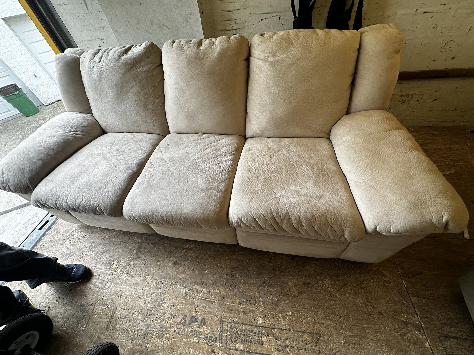 reclining Sofa