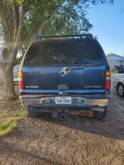 02 tahoe for parts no tittle