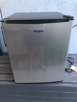 Mini fridge