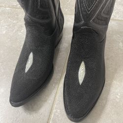 Black Stingray Boots