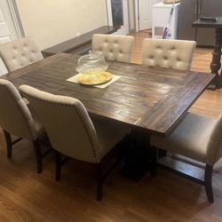 Dining Room Set. 500 Cash