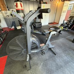 Rogue Echo - Assault bike - Like Airdyne -fitness