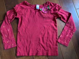 Super cute Gymboree new size 9 has lots of cute detail and scalloped trim