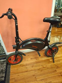Jetson Bolt Electric Bike- Easy-Folding - Charger Included- Ready to Ride!