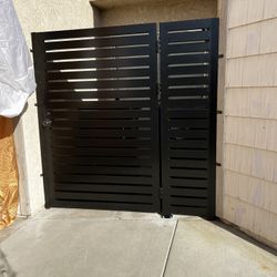 Side Gates