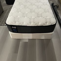 Twin mattress set with frame