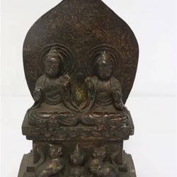 Fine Chinese bronze sculpture of deity