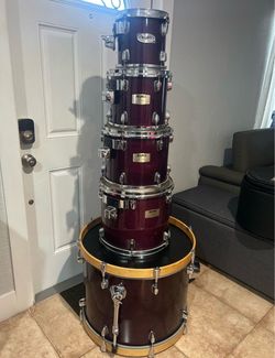 Mapex M Series Maple 5-Piece Shell Pack + Gator Bags