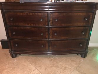 Dark Wood 6-Drawer Double Dresser