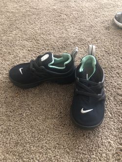 Nike presto kid shoes