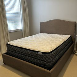 Queen Size Bed (mattress and box springs included)
