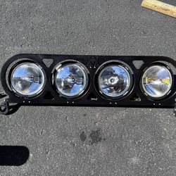 HID Vison X 8500 series Off Road Lights and Rack