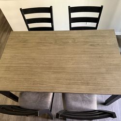 6 seater dinning table .