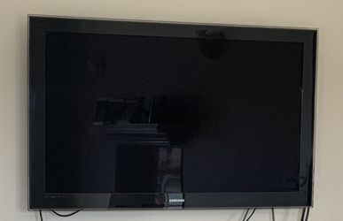 Samsung 55-inch Flat Screen 1080P Full HD TV