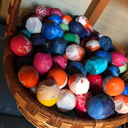 EASTER CONFETTI & FLOUR EGGS 🐣🎉