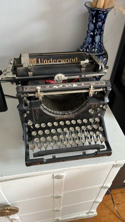1912 Underwood Standard No5 Typewriter