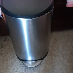 13 Gallon Kitchen Trash Can For Sale