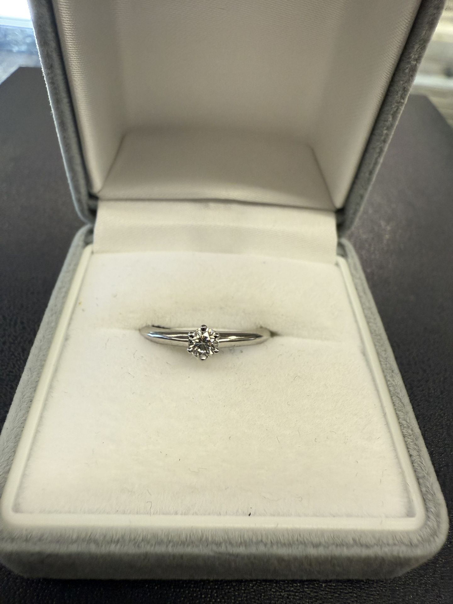 Tiffany & Co. Platinum Engagement Ring W/ Internally Flawless Natural Diamond 40178-1