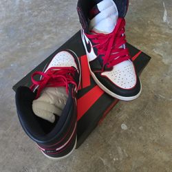Air Jordan 1 Retro High OG Bloodline 