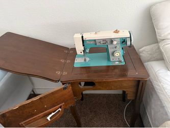 Sewing machine table