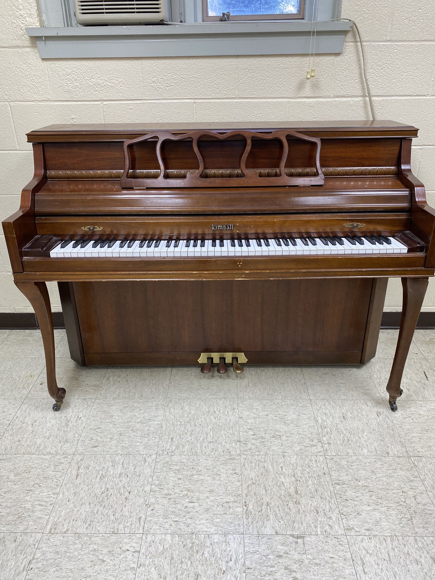 Kimball piano
