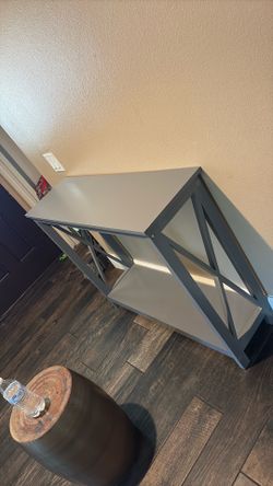 Entryway table