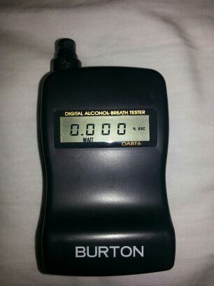 BURTON DIGITAL ALCOHOL BREATH TESTER DABT6 BREATHALYZER