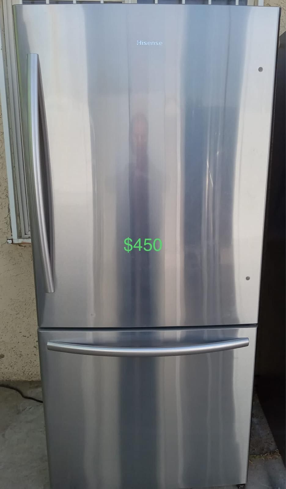 Nice Hisense Refrigerator (1 Year Warranty)