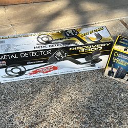 Metal Detector With Scoop & Trowel 
