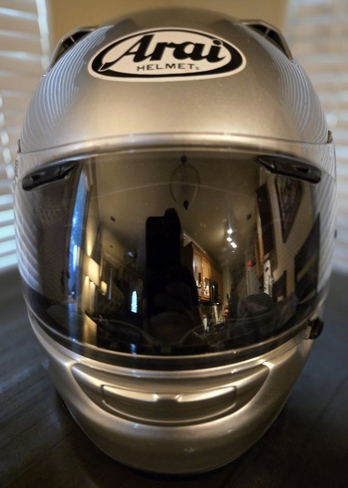 Arai Signet- Q Motorcycle Helmet - Size XL