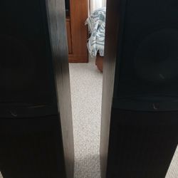 Infinity RS5 Tower Speakers Like New