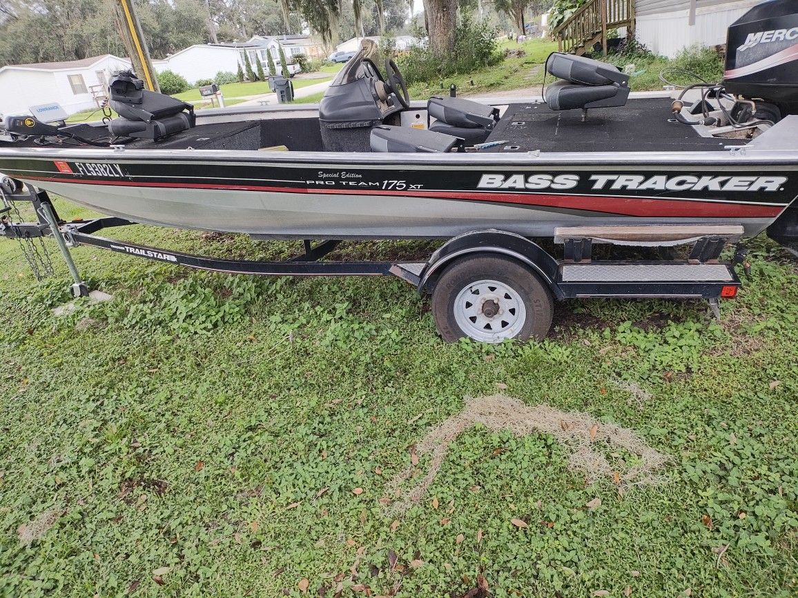 2003 Bass tracker 175xt