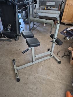 Roman chair