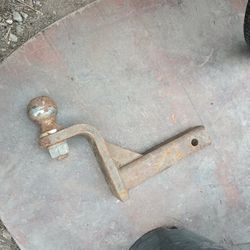 Trailer Hitch With A 6-in RaiseL