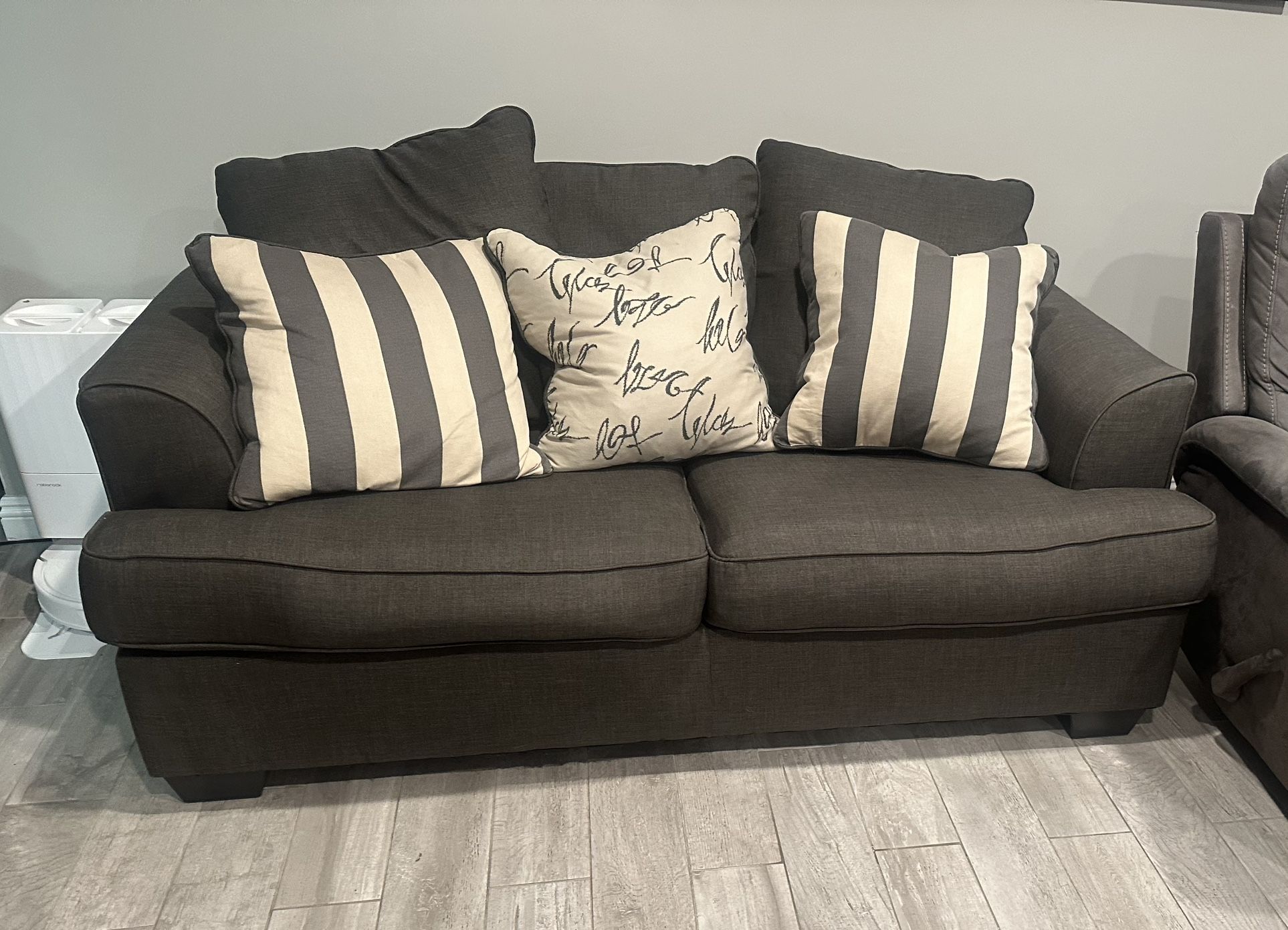 Sofa Set