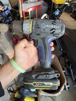 Kobalt 20V Cordless Drill Kit – 2 Batteries & Charger