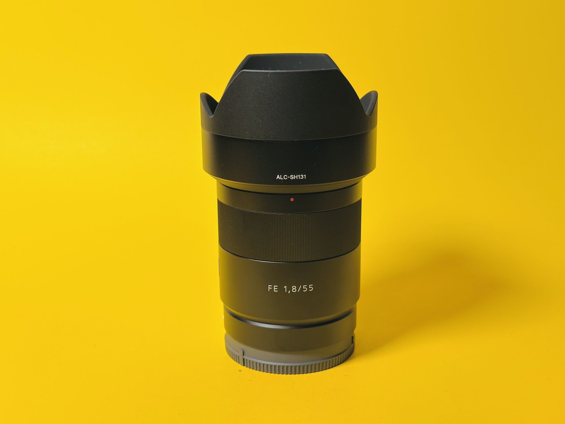 Sony FE 55mm F/1.8 ZA Lens