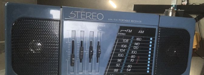 Vintage am/fm stereo 