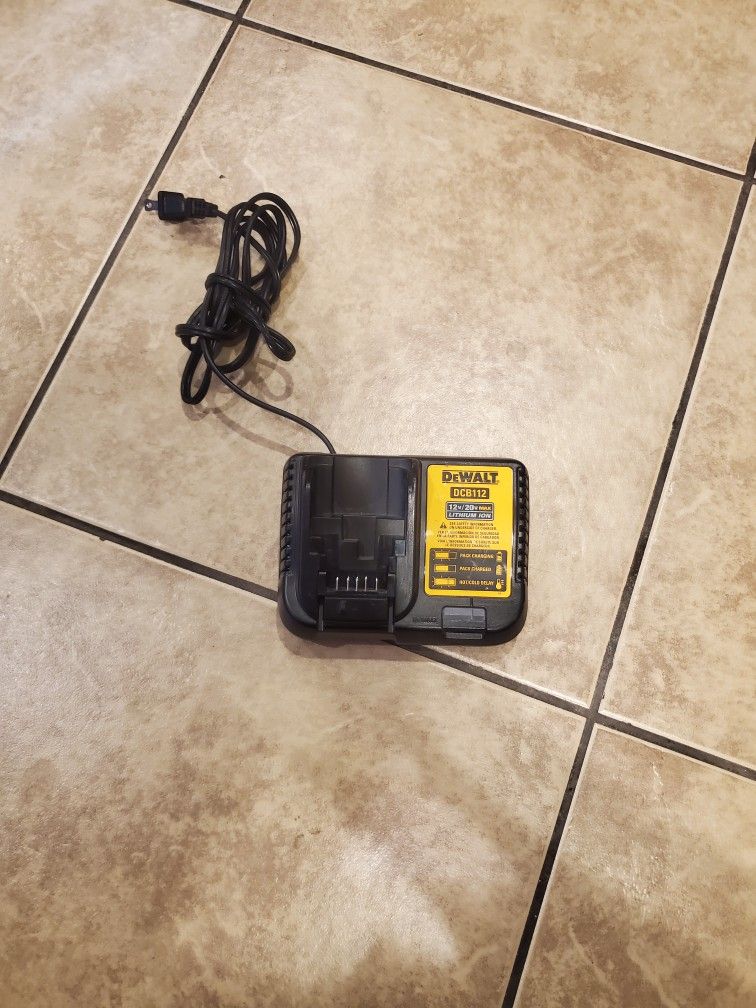 DEWALT
4.3 stars out of 7 reviews
(4.3)|
7
Dewalt DCB112 Charger 20V DeWalt Battery